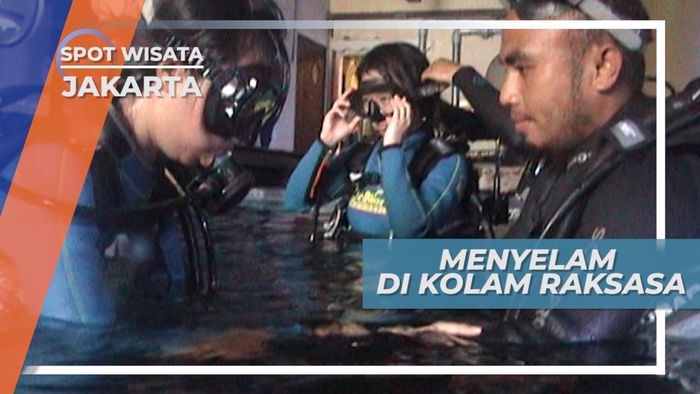 Sensasi Seru Menyelam di Kolam Raksasa Bareng Crew, Jakarta