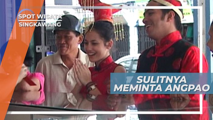 Berkeliling Kota Berbaju Adat dan Mendapat Berkah Angpao Kemurahatian Warga Singkawang