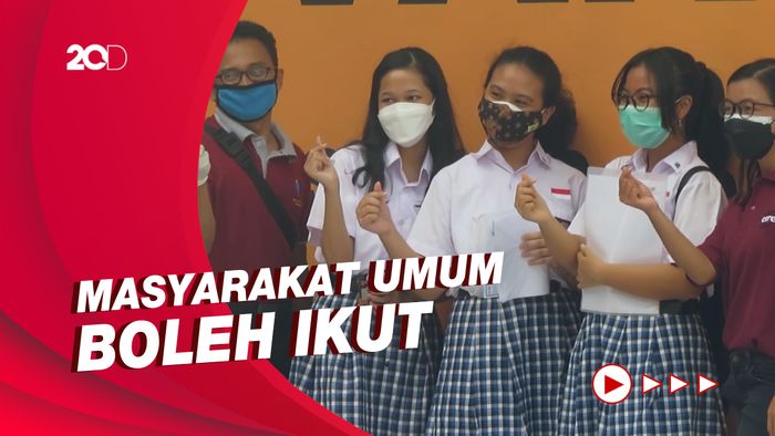 Vaksinasi Pelajar di Yogyakarta Sasar Siswi dan Orangtua