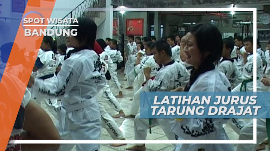 Latihan Tarung Drajat, Seni Bela Diri Khas Suku Sunda, Bandung Jawa Barat