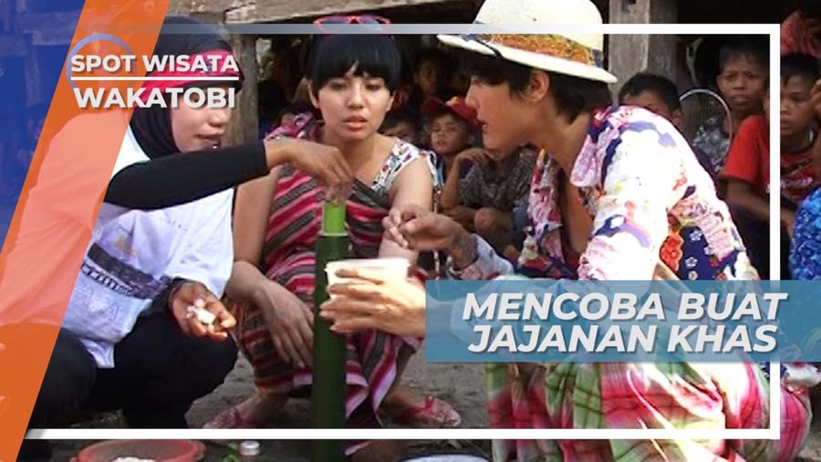 Membuat Kudapan Khas, Bersama Warga Pulau Kapota Wakatobi Sulawesi Tenggara