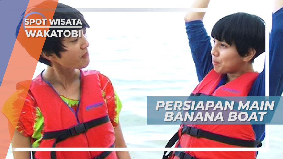 Persiapan Main Banana Boat di Pantai Patuno Wakatobi Sulawesi Tenggara
