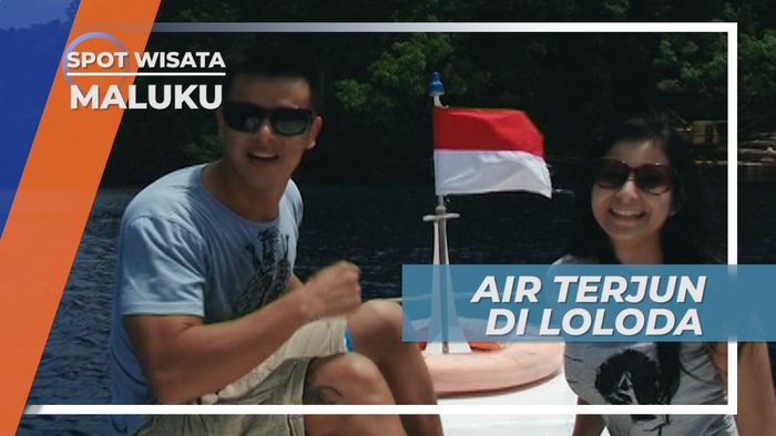 Air Terjun Yang Langsung Jatuh Ke Laut Di Loloda Halmahera Barat, Maluku Utara