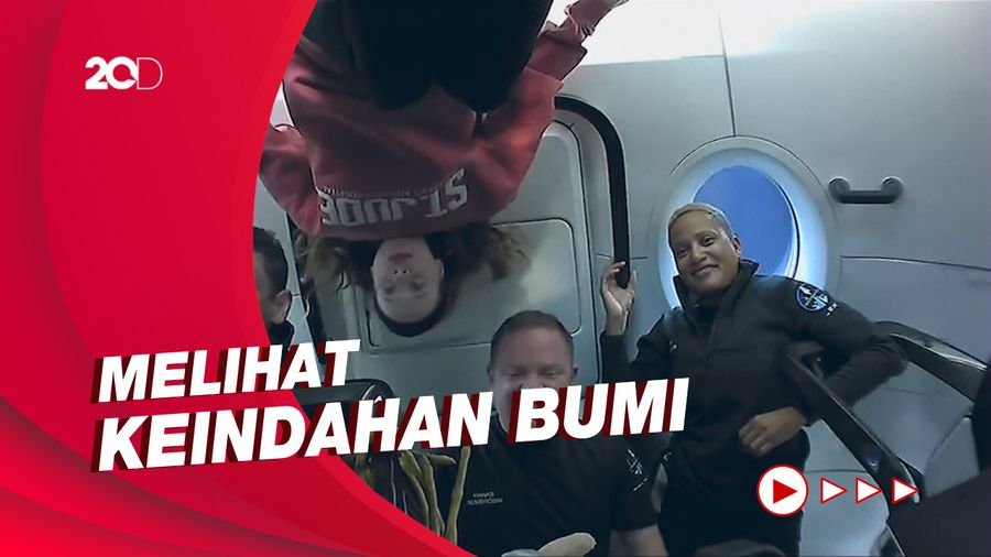 Cerita Turis SpaceX Saat Berwisata di Luar Angkasa