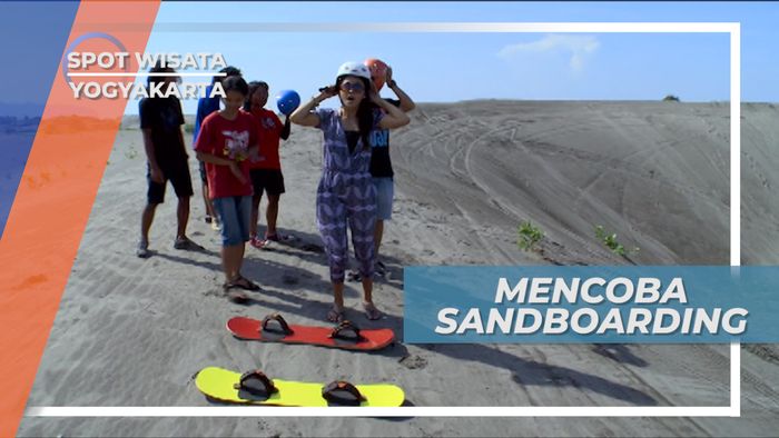 Serunya Meluncur di Atas Pasir Curam  Gumuk Pasir Parangkusumo Yogyakarta