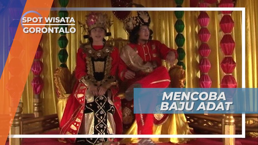 Bak Raja dan Ratu, Mencoba Mengenakan Baju Adat Gorontalo