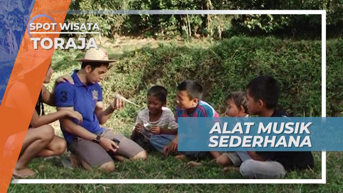 Barrung, Alat Musik Tiup Jalinan Batang Padi dan Daun Enau ala Tana Toraja