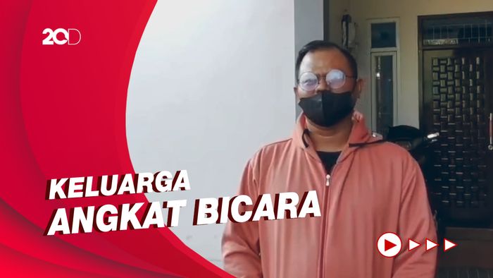 Heboh Isu Keretakan Rumah Tangga Zaskia Gotik-Sirajuddin