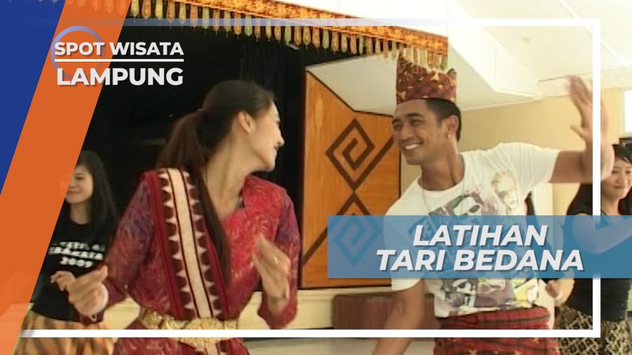 Berlatih Tari Bedana, Tarian Tradisional Khas Lampung
