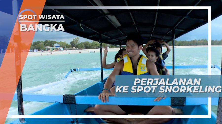 Membelah Lautan Menuju Lokasi Snorkeling, Bangka