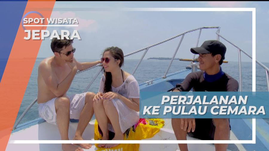 Berperahu Menuju Spot Diving Terfavorit di Karimunjawa Jepara