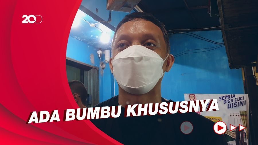 Mencicipi Nasi Goreng Buatan Tigor Simanjuntak Eks Pegawai KPK