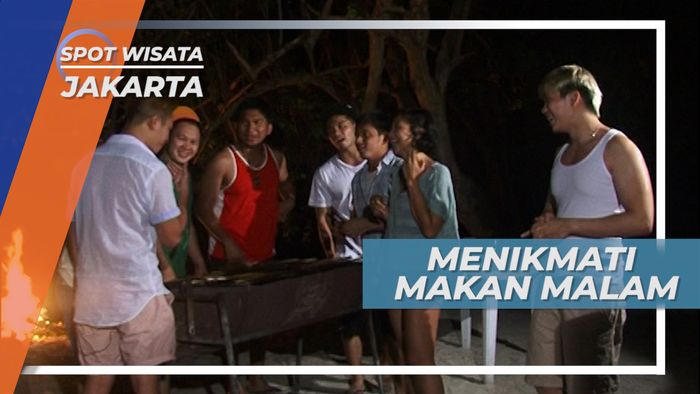 Menikmati Santap Malam Kuliner Laut di Pinggir Api Unggun, Jakarta