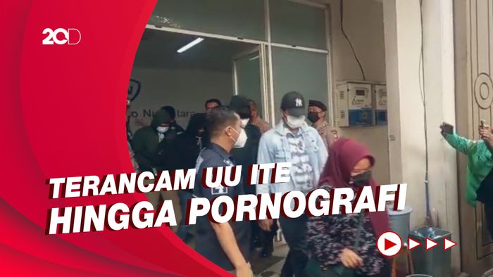 Kilas Kasus Pinjol Ilegal yang Digerebek di Jakbar