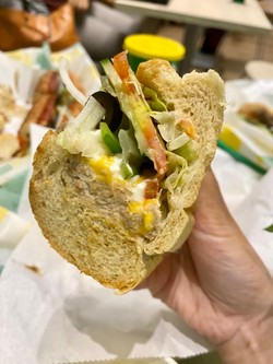 Icip-icip Sandwich Subway di Citos