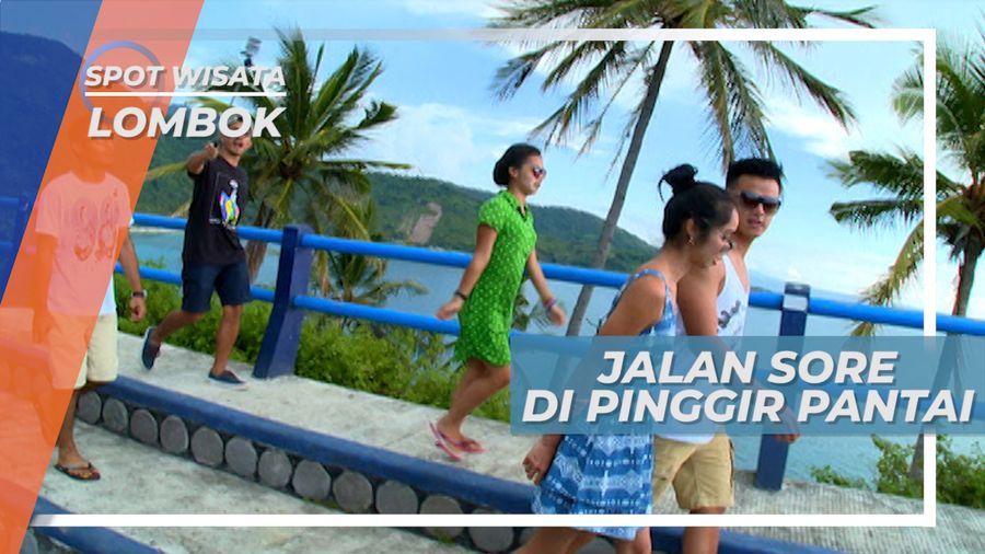Jalan Santai Sore dengan Panorama Pantai, Lombok