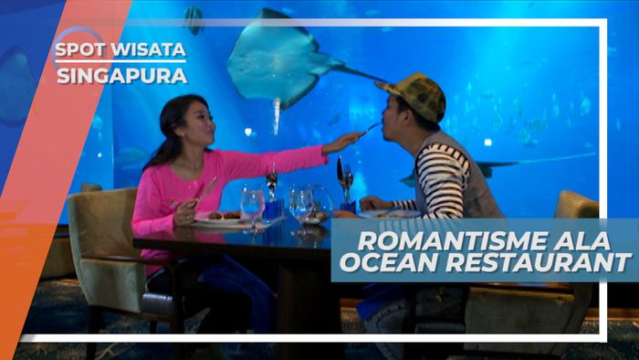 Menyantap Hidangan di Dalam Aquarium Raksasa, Singapura