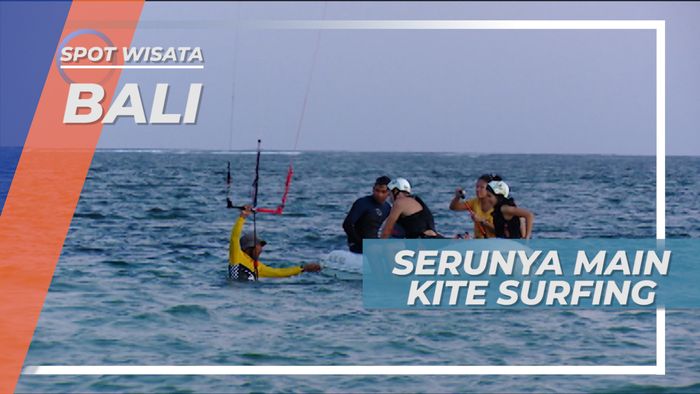 Serunya Bermain Kite Surfing di Lepas Pantai Sanur Bali