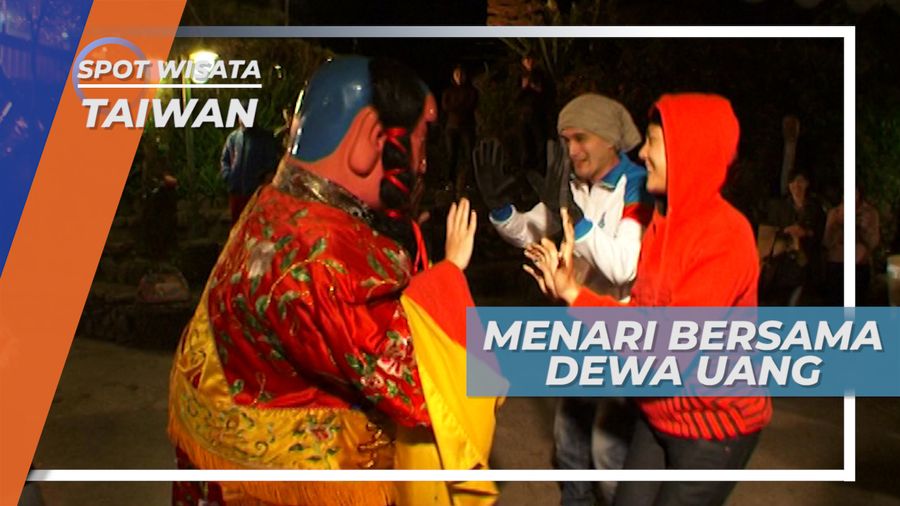 Menari Bersama dengan Dewa Uang di Kota Yilan Taiwan