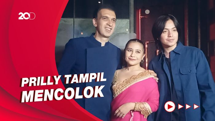 Penampilan Para Artis di Acara Diwali Manoj Punjabi 