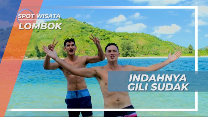 Berenang di Pantai Gili Sudak Lombok, Segar dan Memanjakan Mata