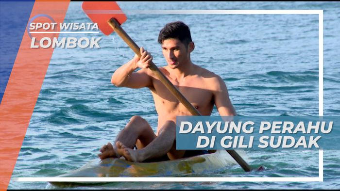 Mendayung Kano untuk Menikmati Perairan Gili Sudak Lombok