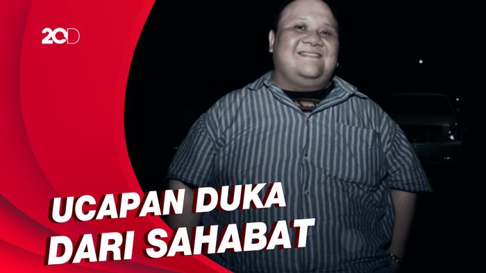 Komedian Extravaganza Rony Dozer Meninggal Dunia