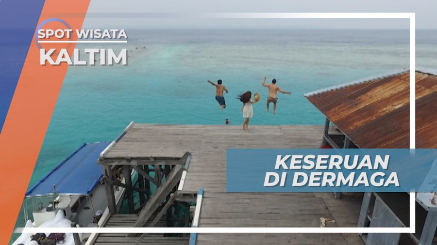 Melompat Dari Dermaga Maratua, Keseruan Liburan di Kalimantan Timur