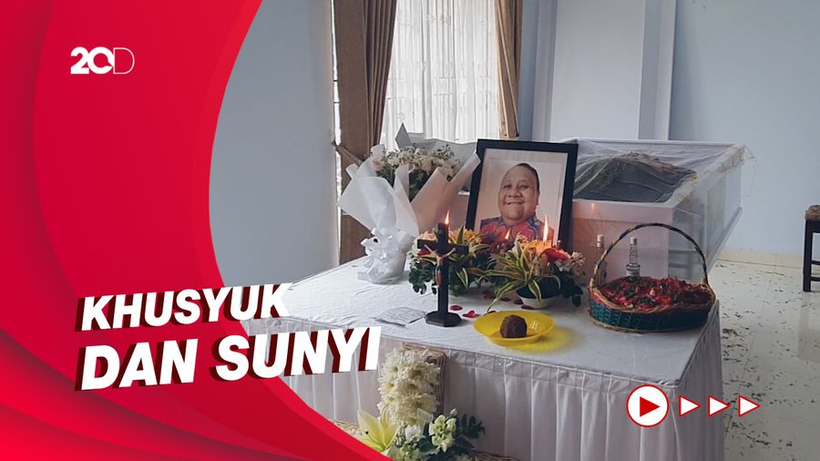 Suasana Rumah Duka Rony Dozer