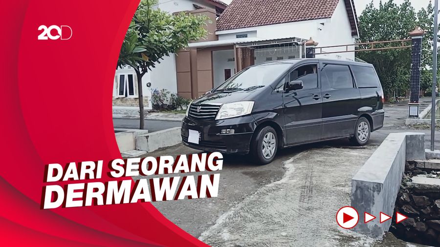 Relawan Covid-19 di Klaten Diberi Hadiah Alphard untuk Ambulans