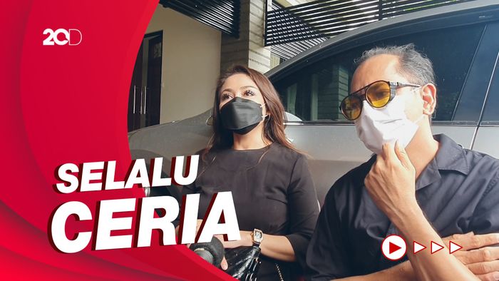 Sosok Rony Dozer di Mata Virnie Ismail dan Indra Birowo