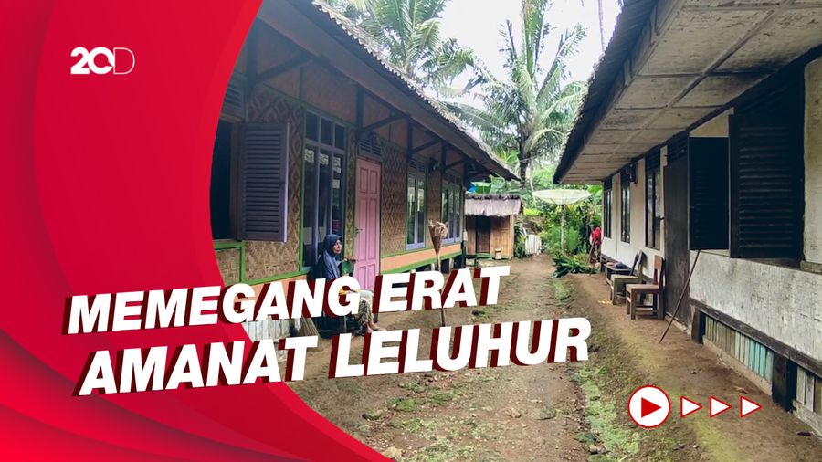 Warisan Adat Kuta Ciamis yang Pantang Bangun Rumah Permanen