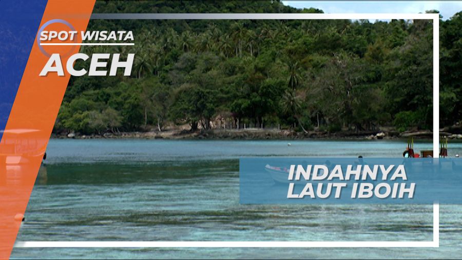 Berperahu Menikmati Keindahan Laut Iboih Aceh