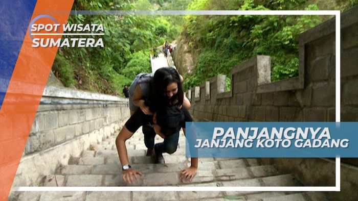 Menaklukkan 351 Anak Tangga Janjang Koto Gadang, Sumatera Barat
