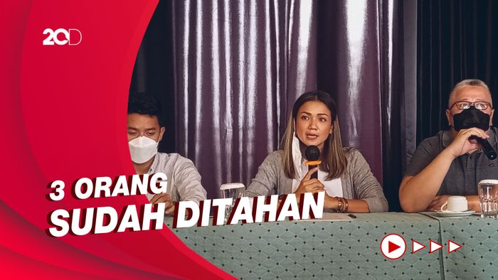 Tangis Nirina Zubir Jadi Korban Mafia Tanah dengan Kerugian Rp 17 M 