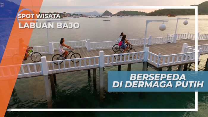 Bersepeda Santai di Dermaga Putih Labuan Bajo Nusa Tenggara Timur