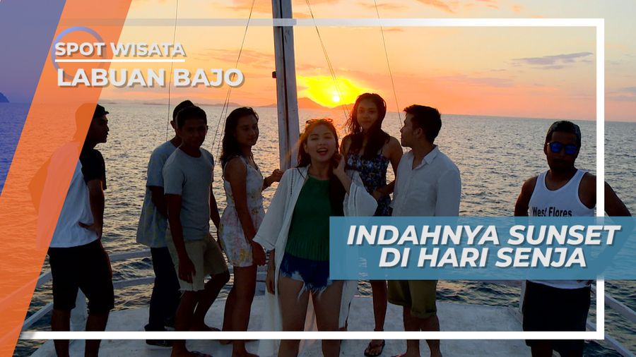 Menerbangkan Burung Dara Dari Atas Kapal, Labuan Bajo Nusa Tenggara Timur