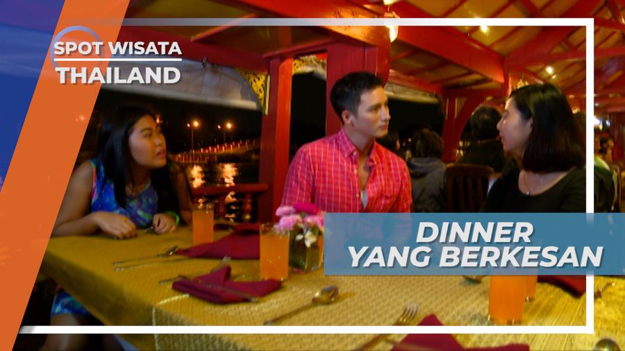 Makan Malam di Cruise Ditemani Indahnya Panorama Kota, Thailand