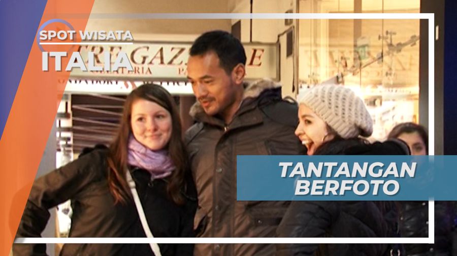 Berfoto Ria Dengan Warga Lokal Bak Model Internasional, Italia
