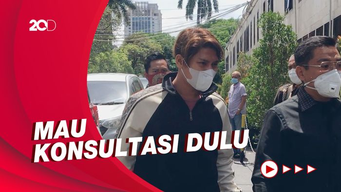 Rizky Billar Sambangi Polda Metro Bersama Pengacara, Ada Apa?