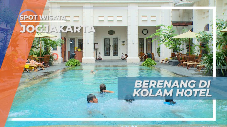 Berenang di Kolam Renang Penginapan Mewah Yogyakarta