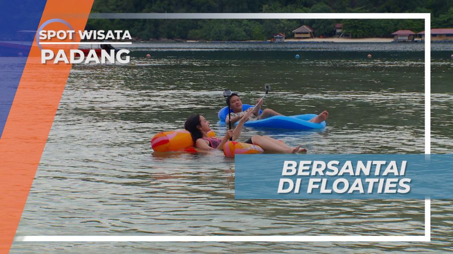 Bersantai Di Pantai Suwarnadwipa Kabupaten Pesisir Selatan Padang