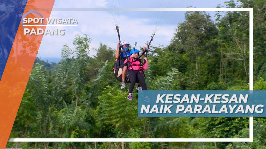 Melihat Keindahan Pantai Sarido dari Udara, Padang