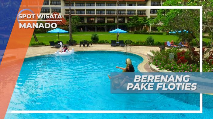 Bersantai, Habiskan Waktu Bermain Floaties di Kolam Renang Hotel, Manado
