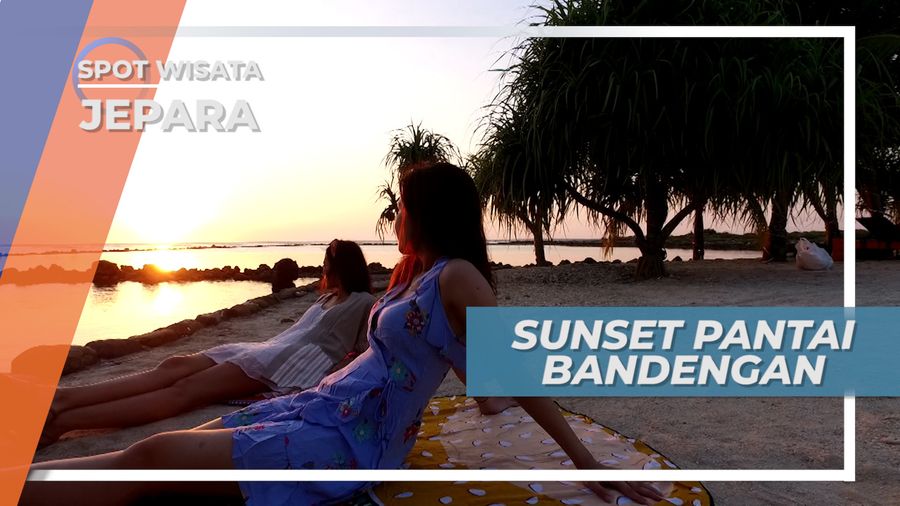 Pemandangan Mempesona Sunset di Pantai Bandengan, Jepara