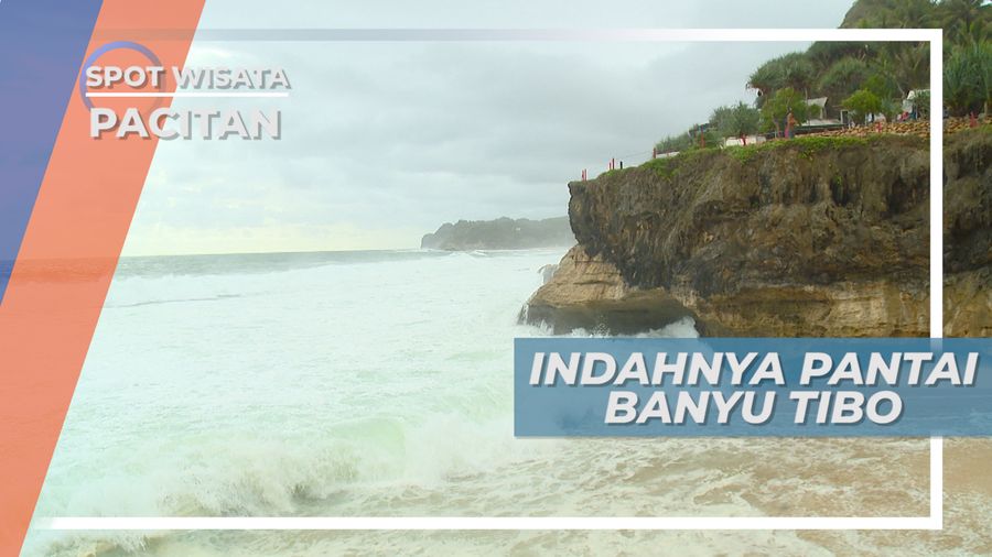 Air Terjun Unik di Pantai Banyu Tibo, Pacitan