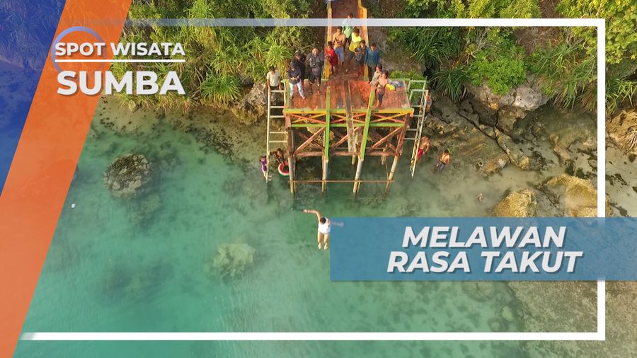 Serunya Melompat dari Ketinggian Ke Danau Weekuri, Sumba