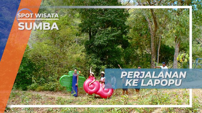 Menikmati Suasana Perjalanan Ke Air Terjun Lapopu, Sumba