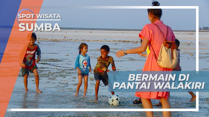 Menikmati Suasana Air Surut di Pantai Walakiri, Sumba