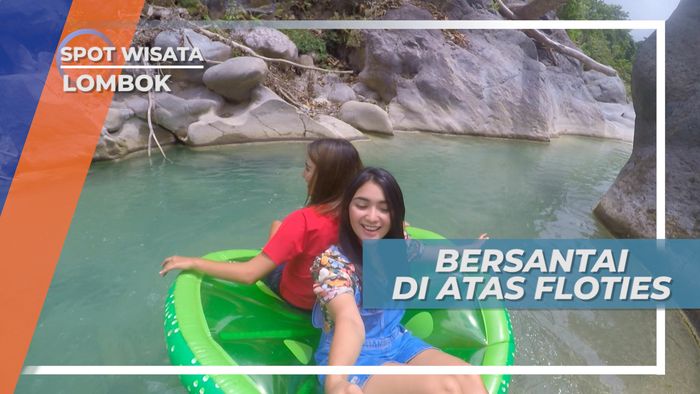 Bersantai Menikmati Aliran Air Terjun Mangku Sakti Sembalun Lombok Timur